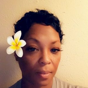 Meet your Posher, Necole